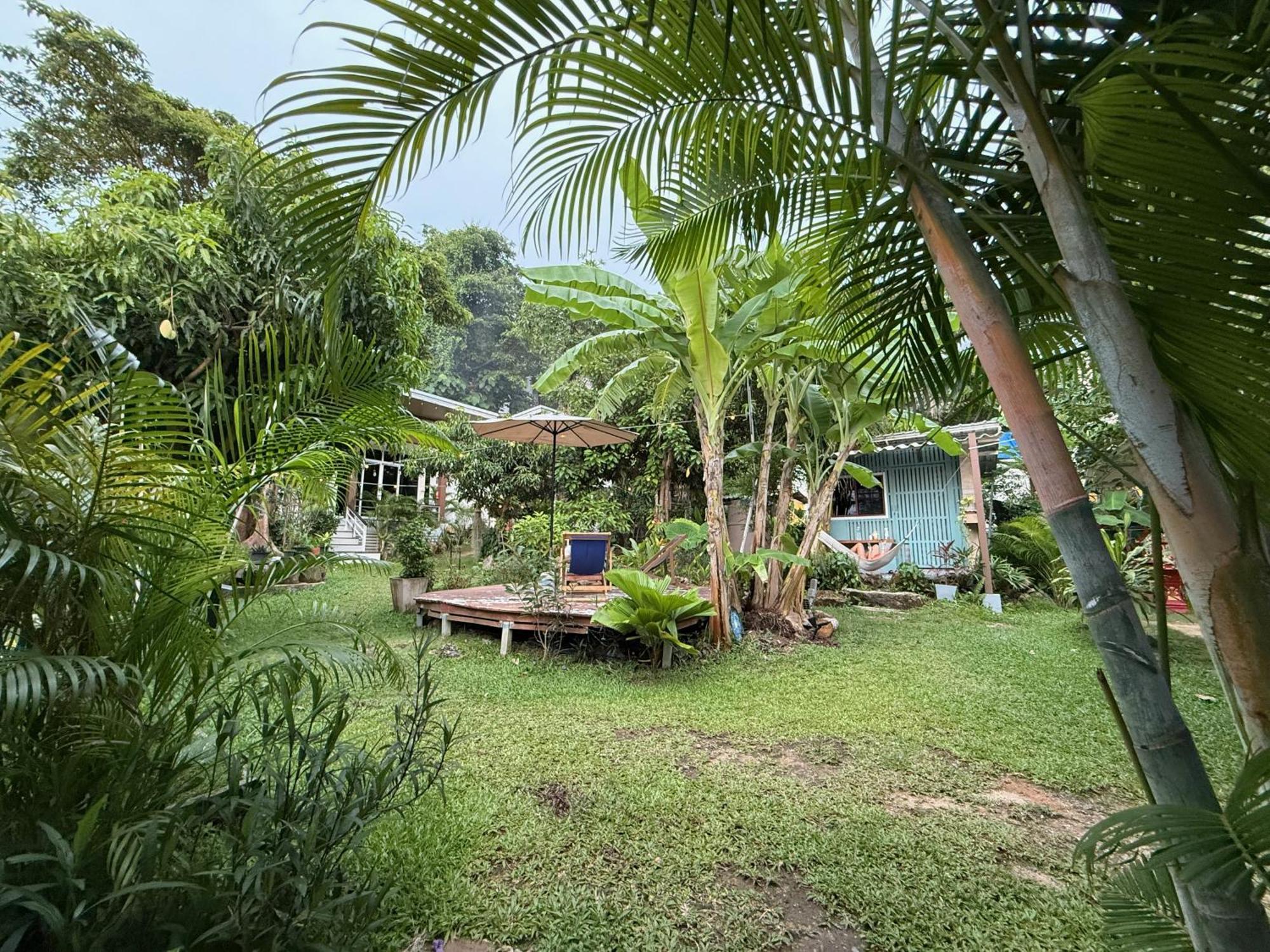 Beach Jungle Koh Chang Buitenkant foto